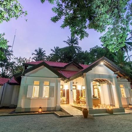 The Pineapple Villa Gampaha Esterno foto