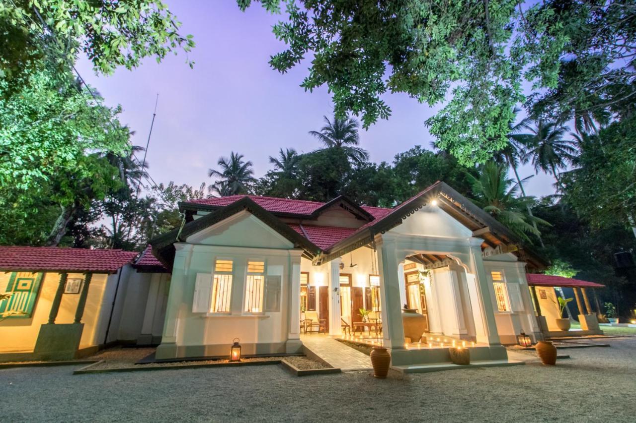 The Pineapple Villa Gampaha Esterno foto