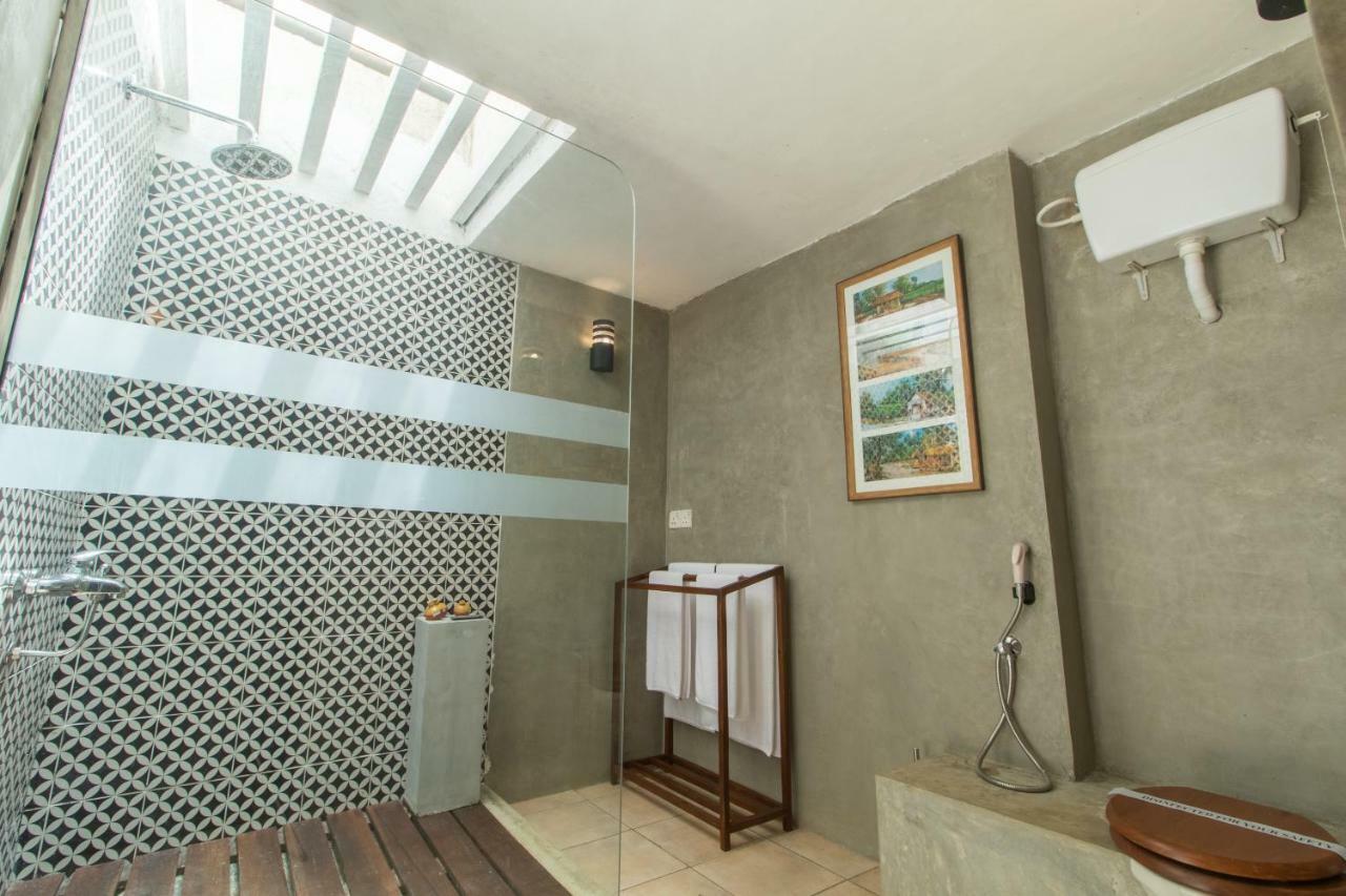 The Pineapple Villa Gampaha Esterno foto